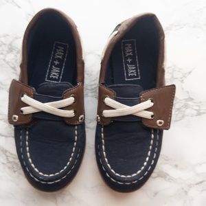 EUC Max + Jake velcro deck shoes size 9 navy brown